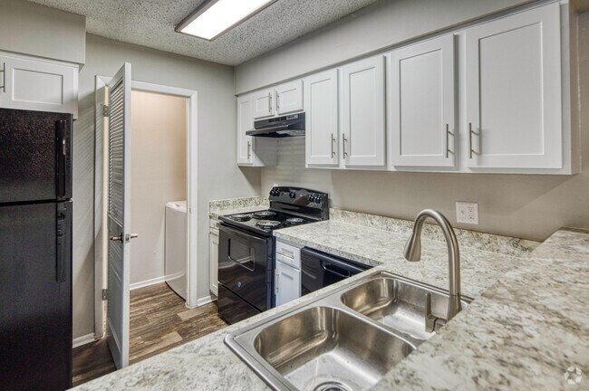 2HAB, 2BA - 876SF - 1400 Plantation Blvd Plant City, FL, 33566-1502 - Park at Walden Lake
