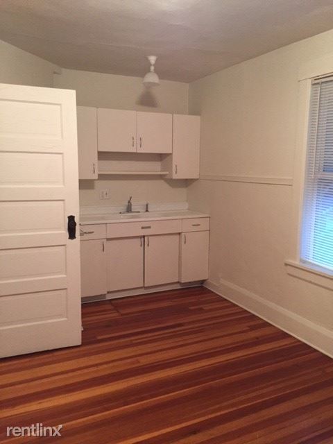 Building Photo - 410 N McLean St