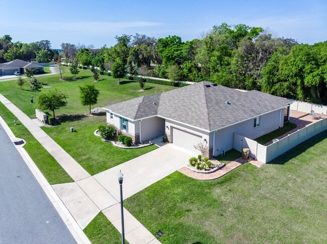 Building Photo - 15860 Bradicks Ct