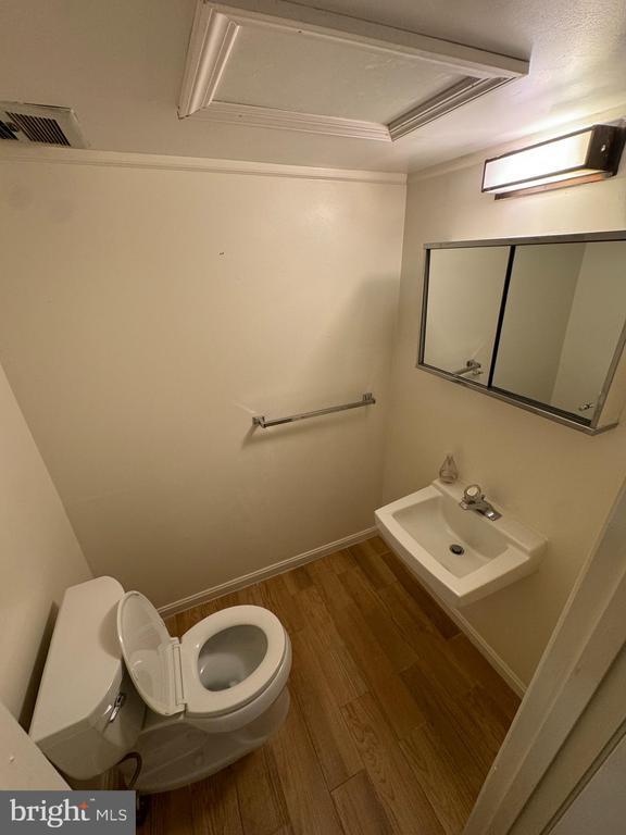 Foto del edificio - 322 N Royal St