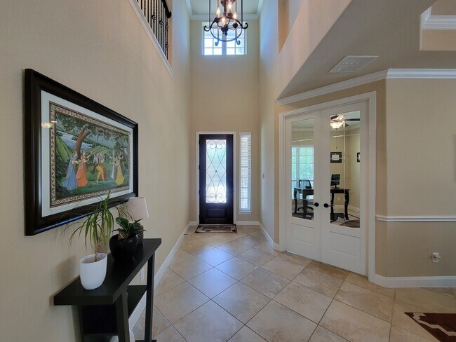 Foto del edificio - 715 Charleston Heights Ln