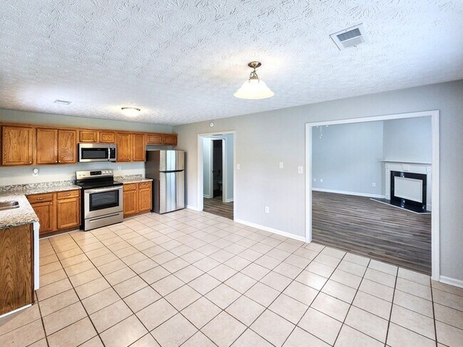 Foto del edificio - 1617 Brook Ln