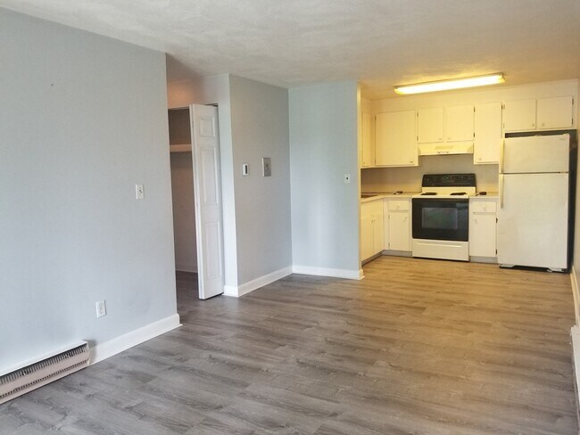 Building Photo - 54 Fountain Ln