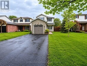 Building Photo - 90 Moon Dr