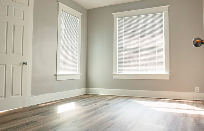 Building Photo - 1214-1216 S 9th ST