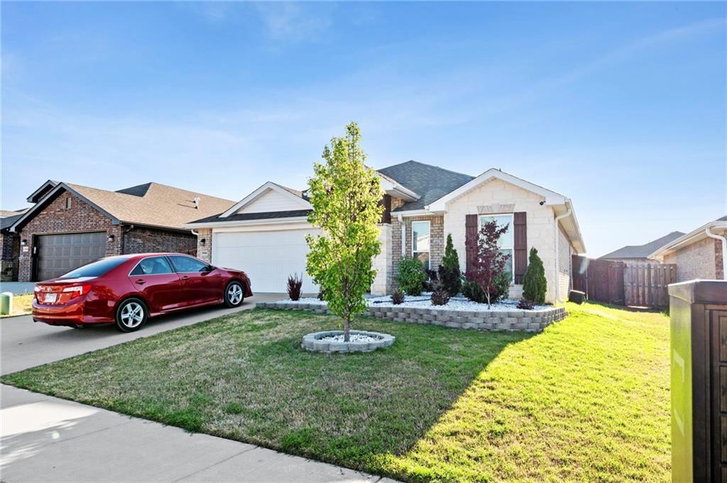 Foto principal - 5904 NW Ettie May St