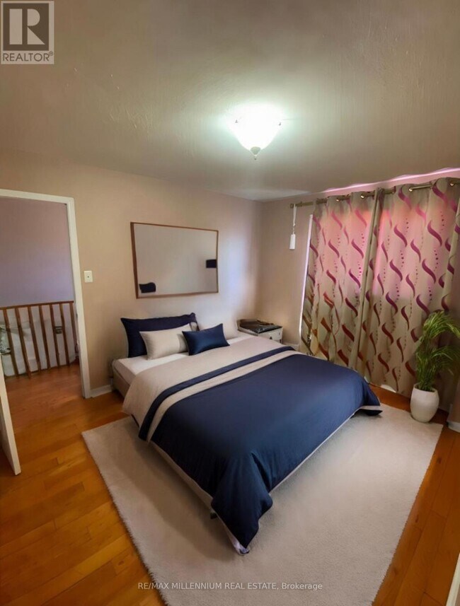 Photo du bâtiment - 74 Shady Pine Cir