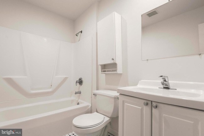 Foto del edificio - 145 S 13th St