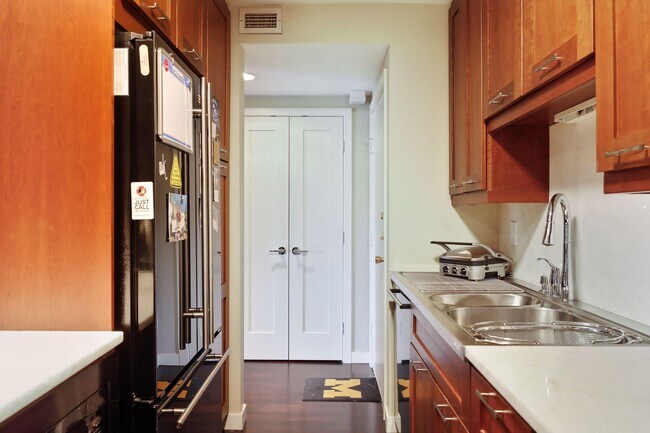 Building Photo - 1200 Nicollet Avenue 614