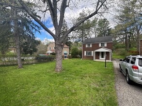 Building Photo - 3005 Laketon Rd