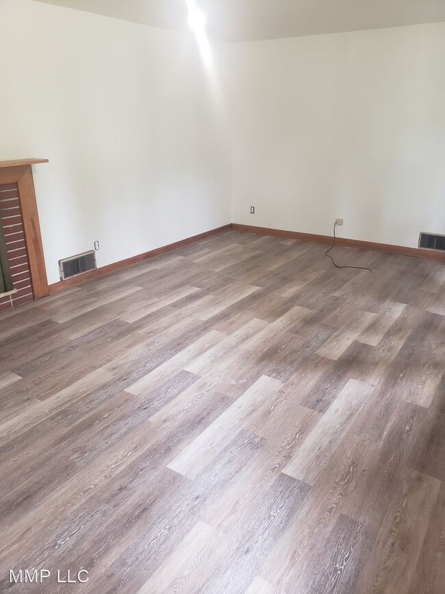 Foto del edificio - 3 br, 2 bath House - 5312 Homestead Rd