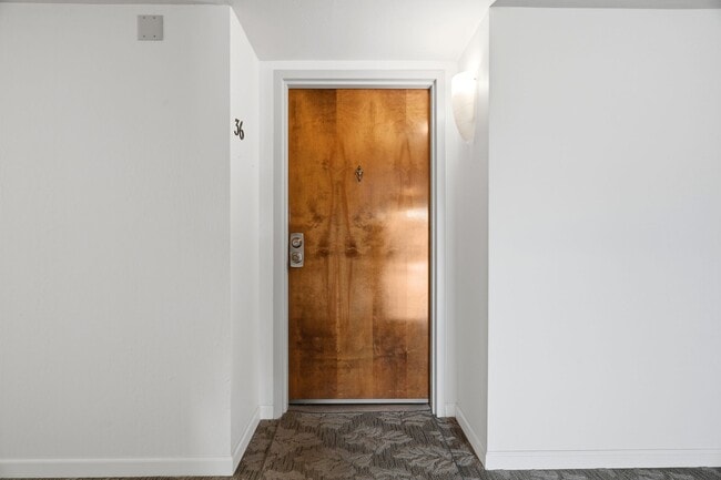 Building Photo - 73 3rd St