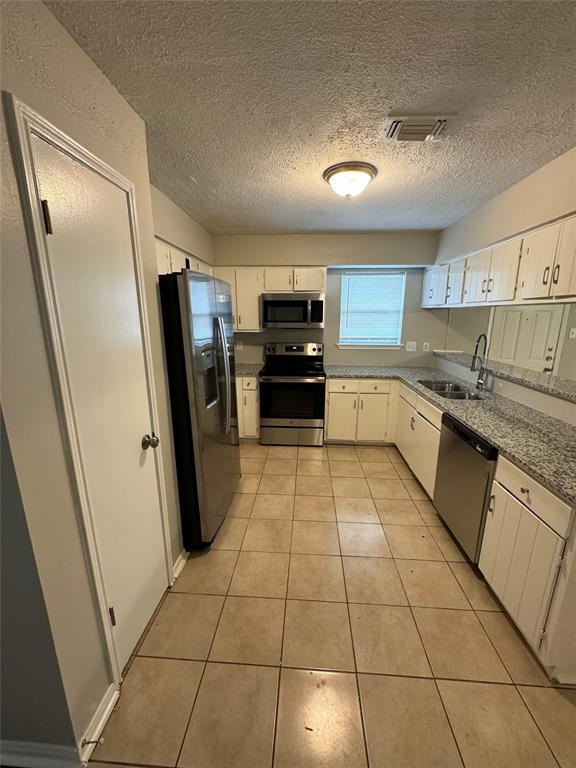 Building Photo - 3506 Almington Ln
