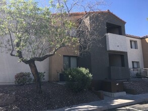 Building Photo - 3151 N Soaring Gulls Dr