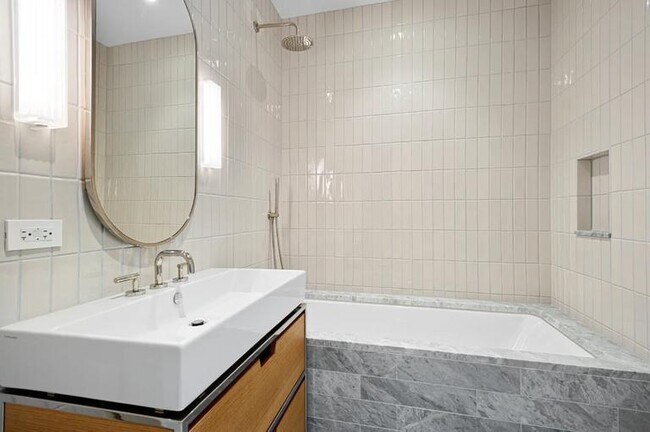 Foto del edificio - 1 bedroom in Brooklyn NY 11201