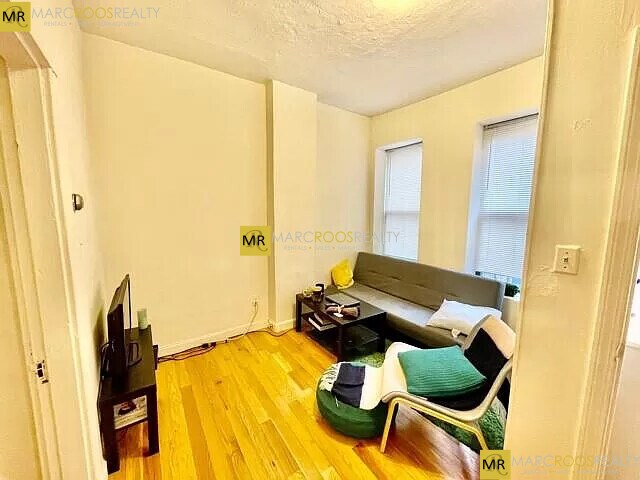 Foto del edificio - 15 Charter St