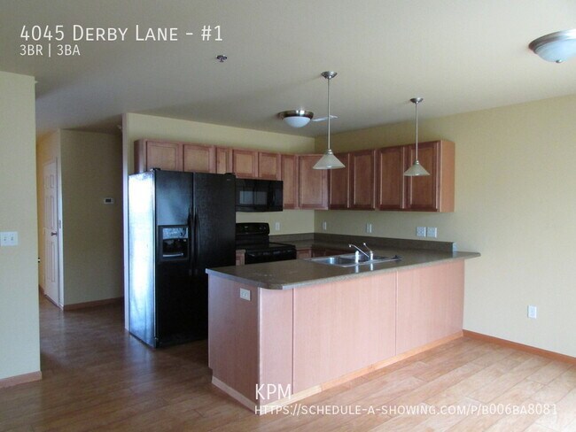 Foto del edificio - 4045 Derby Ln