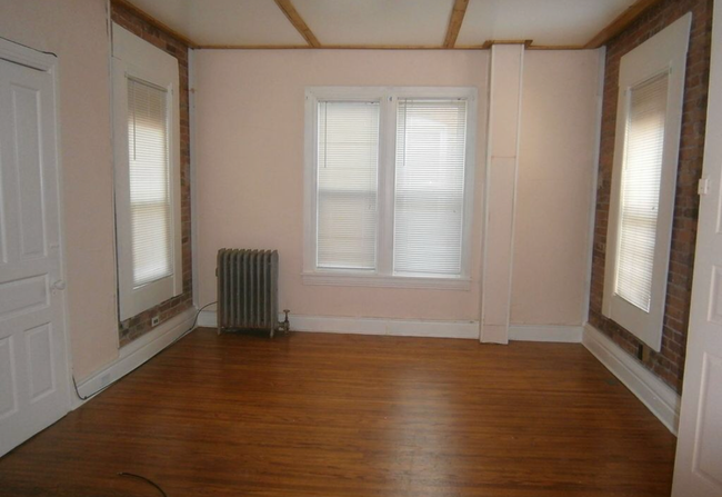 529 Madison Ave, York, PA 17404 - Room for Rent in York, PA ...