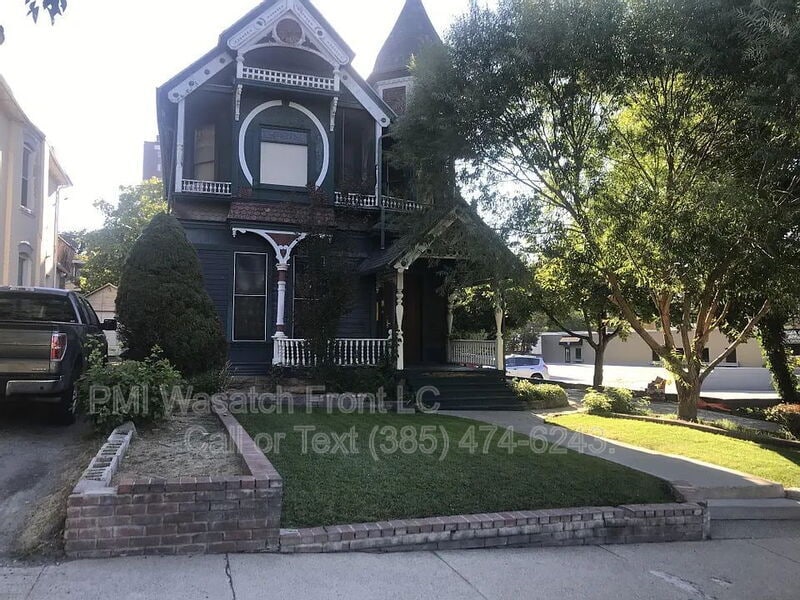 Foto principal - 30 J St