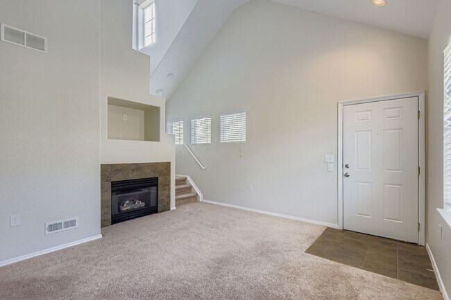 Foto del edificio - 16332 E Fremont Ave