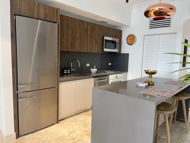Kitchen - 3470 E Coast Ave