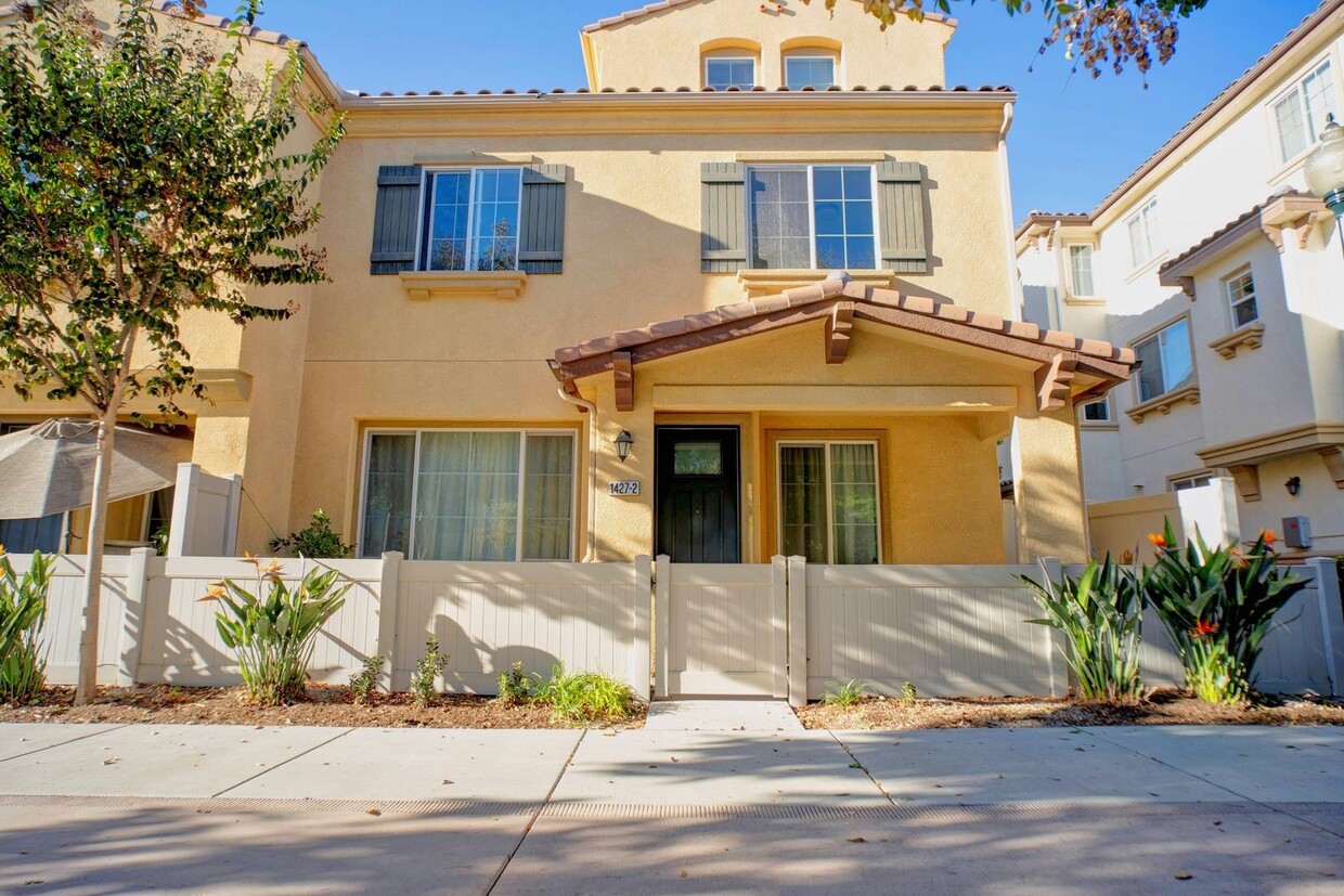 Foto principal - 3 bedroom Townhome in Otay Ranch