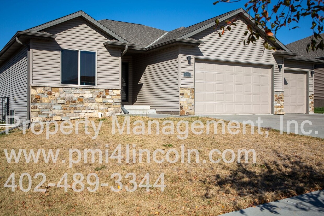 Primary Photo - Newer Ranch Style House, 4 bedroom, 3 bath.