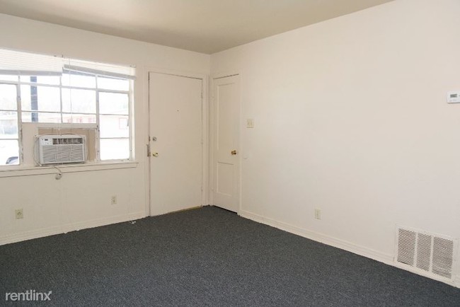 Building Photo - 2 br, 1 bath Apartment - 522 SOUTH LEGGETT