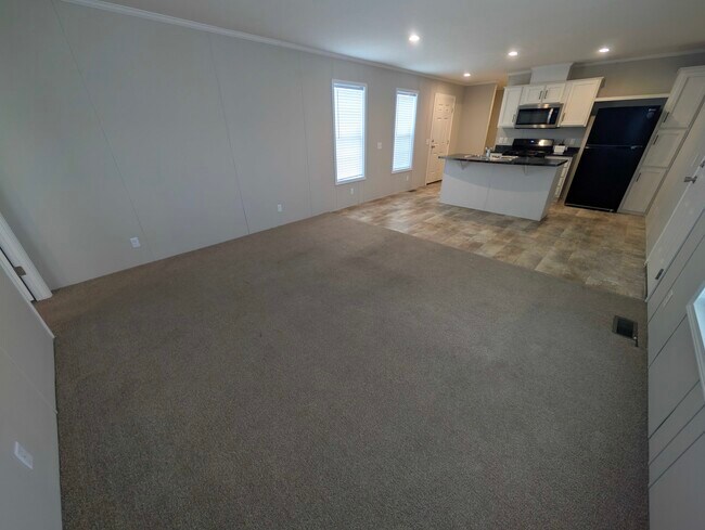 Foto del edificio - 15868 Marentette Dr