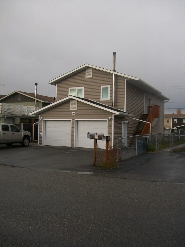 Building Photo - 1048 28th Ave