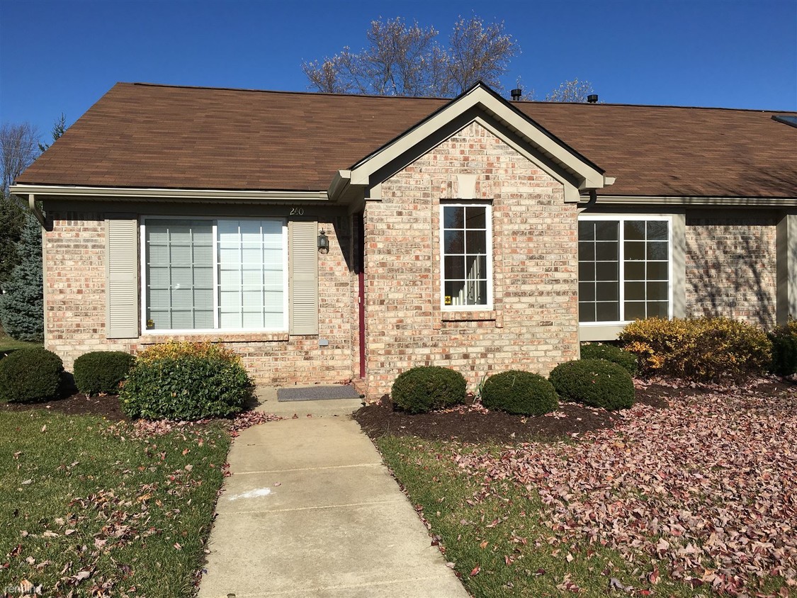 Primary Photo - 2 br, 1 bath Condo - 240 Countryside Ln