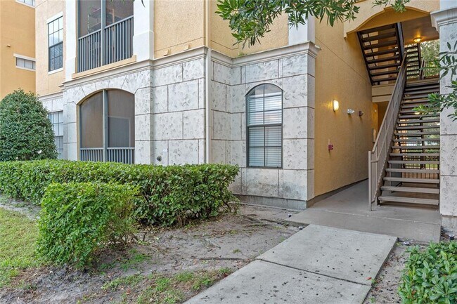 Foto del edificio - 6159 Metrowest Blvd