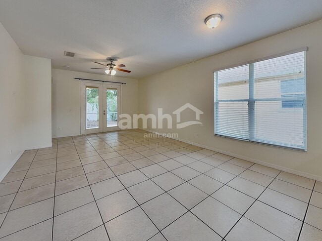 Building Photo - 1130 Cherry Valley Way