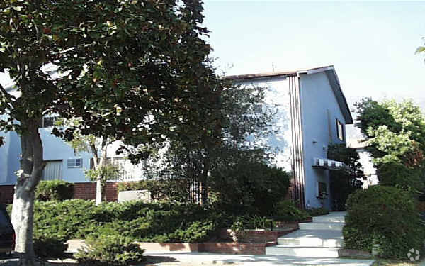 Building Photo - Sierra Madre Garden Apartments