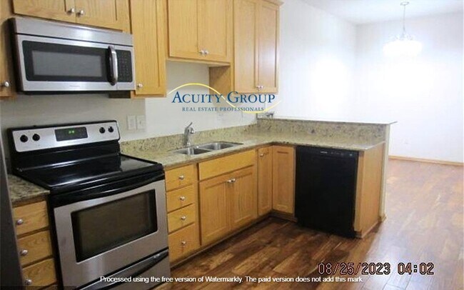 Foto del edificio - 2BR, 3BA Townhome for Rent