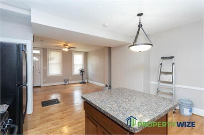 Building Photo - 3216 Elmley Ave
