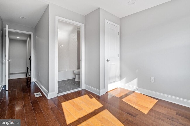 Foto del edificio - 823 N Bradford St