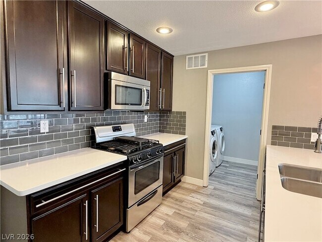 Foto del edificio - 2115 Via Firenze