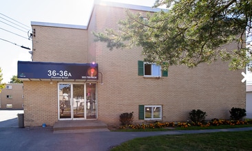 Building Photo - 81 Primrose St