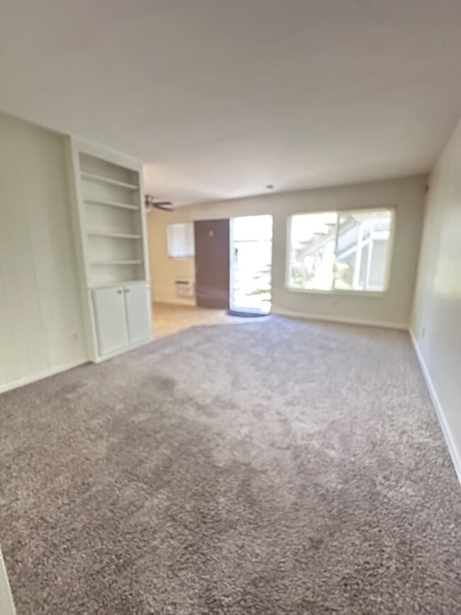 Building Photo - 3532 Meade Ave