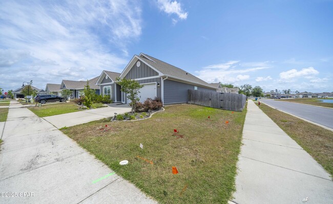 Building Photo - 309 Highbrook Rd