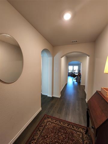 Building Photo - 2808 Buckingham Dr