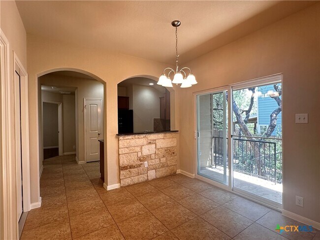 Foto del edificio - 2020 Meadow View Dr