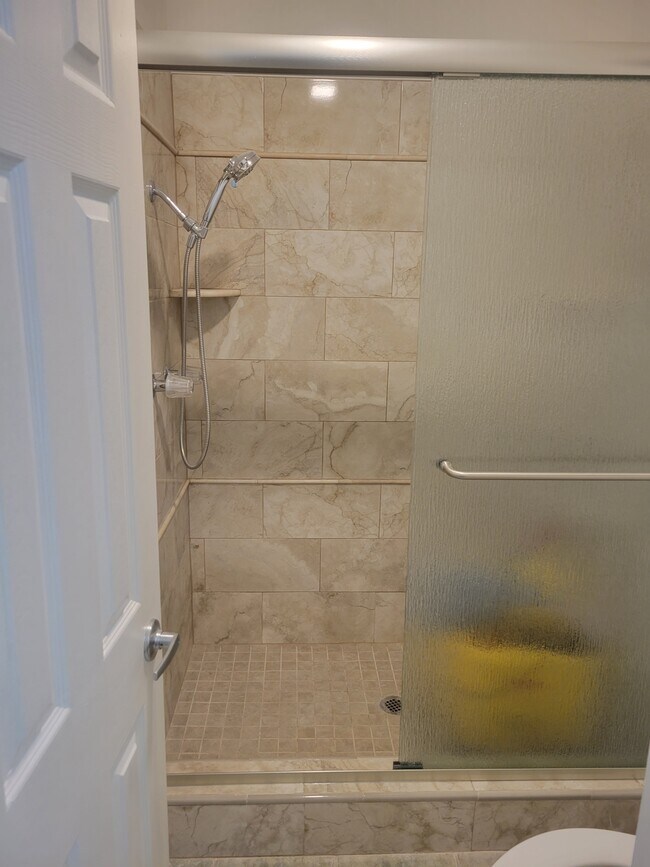 Foto del edificio - 17446 Ludlow St