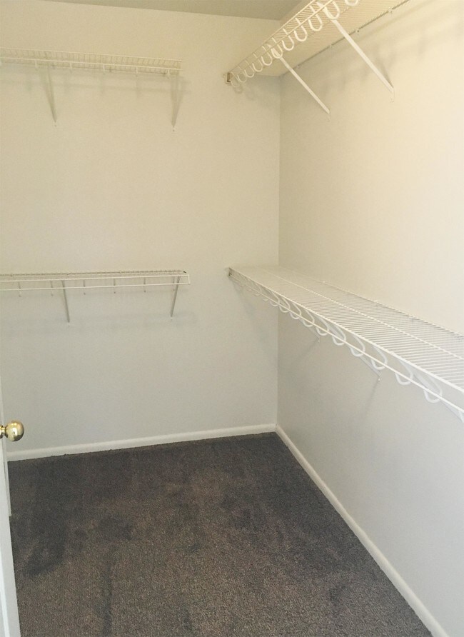 Building Photo - 1680 E 300 S