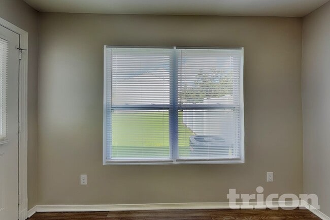Building Photo - 6304 Ziegler Ln