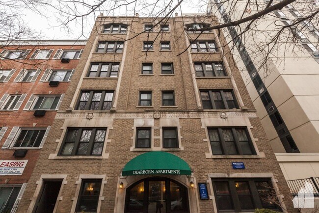 Building Photo - 1325 N Dearborn St