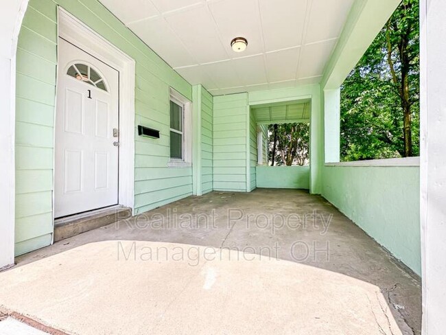 Building Photo - 2576 Duck Creek Rd