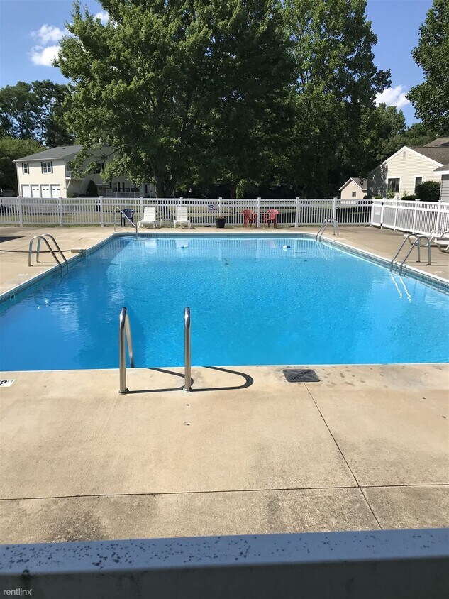 2 br, 1 bath Condo 1242 Village Ln Condo for Rent in Ashland, OH