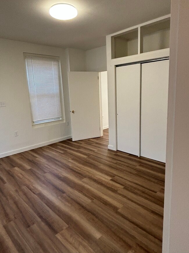 Building Photo - 440 B Aly Building Photo - 440 B Aly